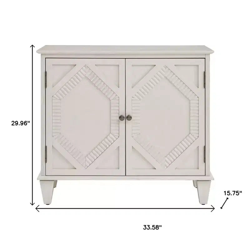 Mobiletto geometrico intagliato in legno bianco, 2 ante, 1 persona